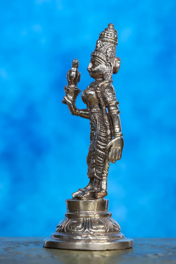 4″ Madurai Meenakshi Devi Idol | Handcrafted Panchaloha dimensions