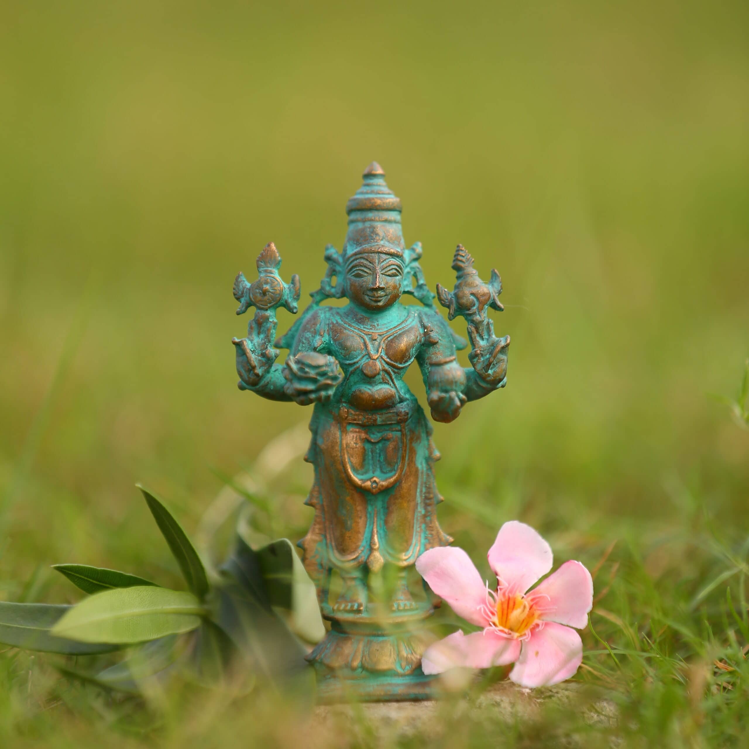 4″ Lord Dhanvantari Idol | Handcrafted Panchaloha | Green Patina