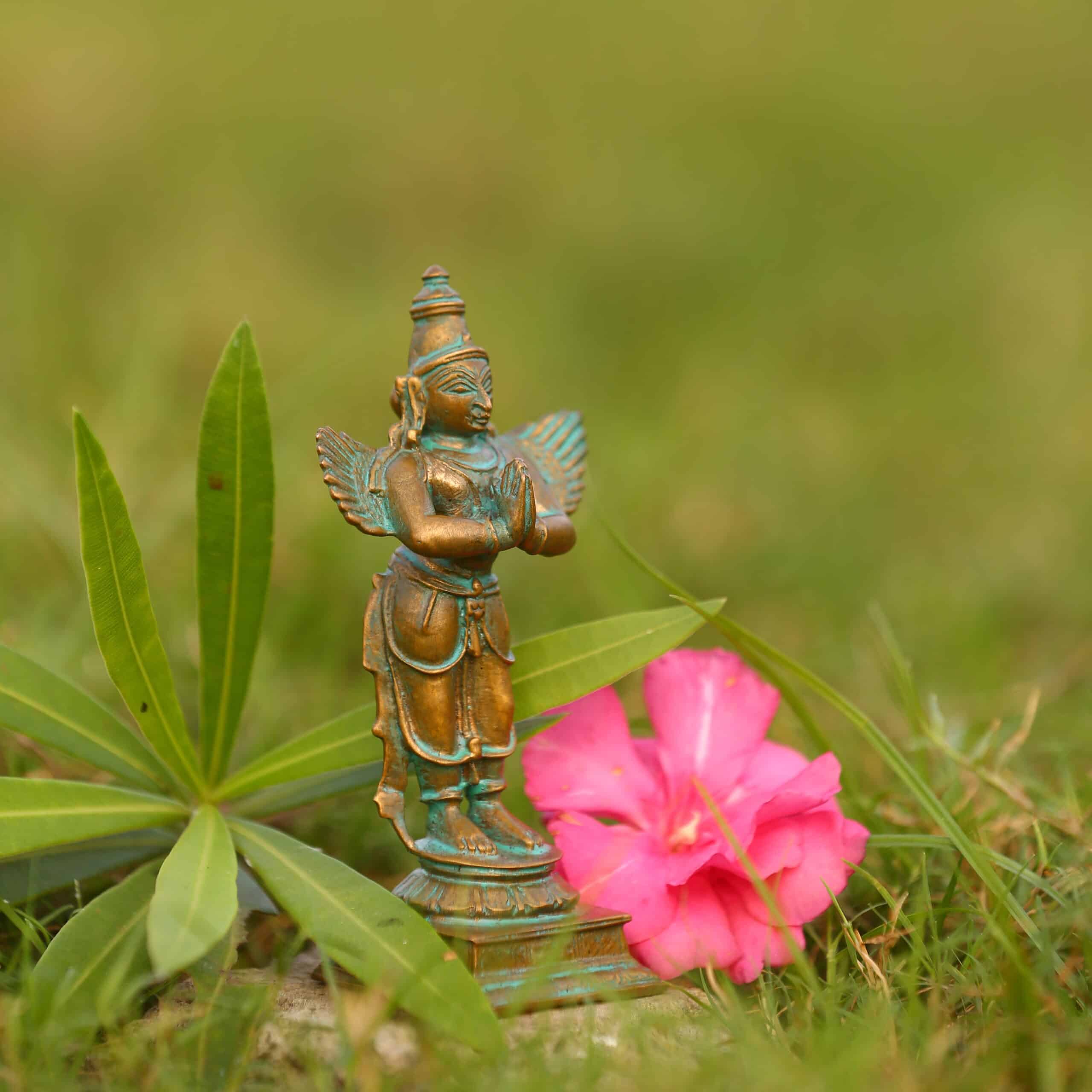 4″ Standing Garuda in Anjali Mudra | Handcrafted Panchaloha | Green Patina