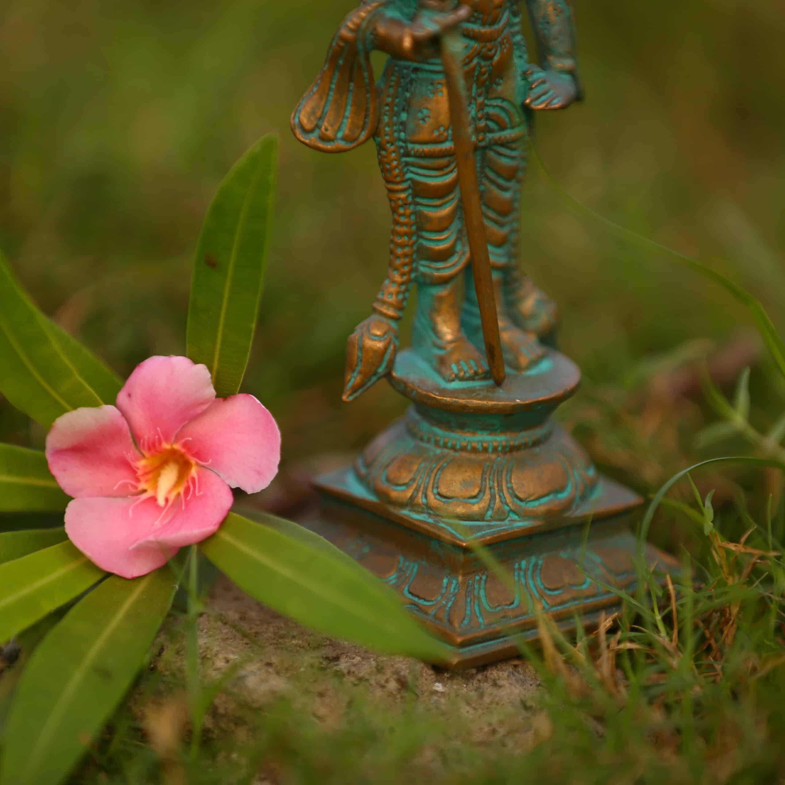6″ Raja Alangara Murugan Idol | Handcrafted Panchaloha | Green Patina