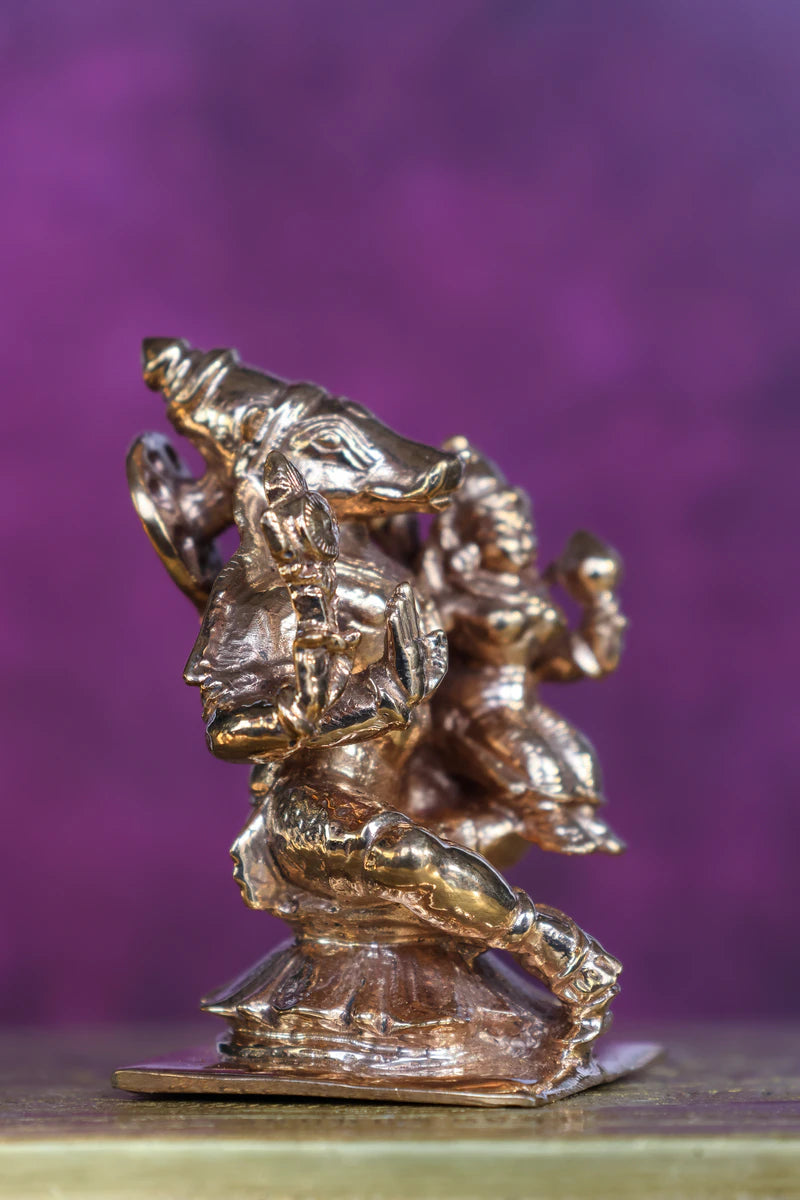 2.5″ Lakshmi Varagar Idol | Handcrafted Panchaloha