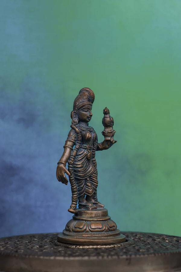4″ Divine Andal with Parrot | Handcrafted Panchaloha | Green Patina dimensions