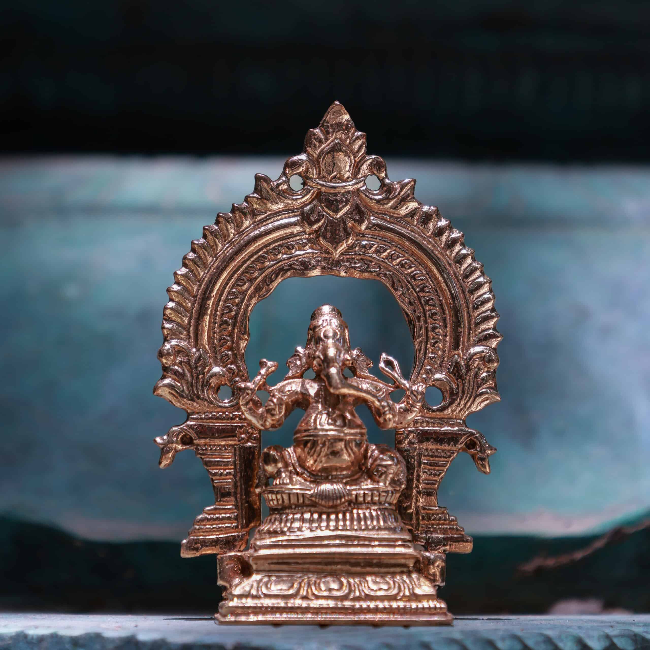 3″ Divine Ganesha Idol with Arch | Handcrafted Panchaloha