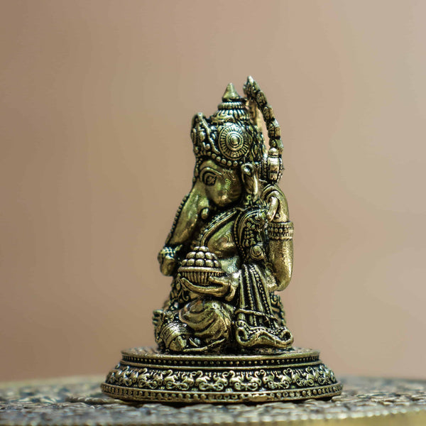 2.5″ Round-Base Ganesha | Super-Fine Handcrafted Brass dimensions