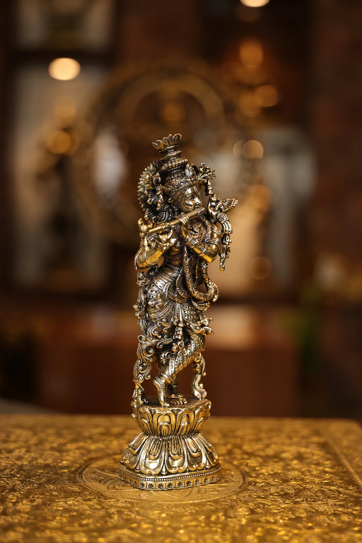 9″ Standing Krishna with Flute | Super Fine Brass | Polished Finish — view 5