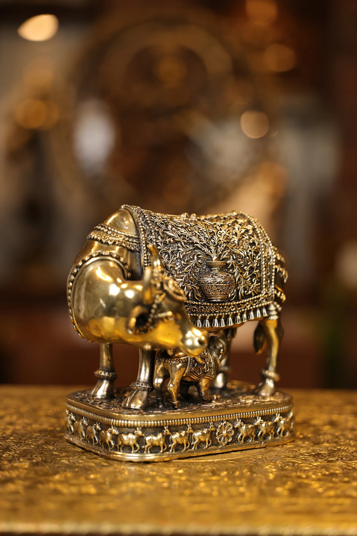 6″ Cow with Calf | Super Fine Brass | Polished Finish — view 4