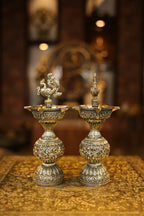 8.5″ Annam 5 Face Kuttuvillaku Pair | Super Fine Brass | Polished Finish — view 5