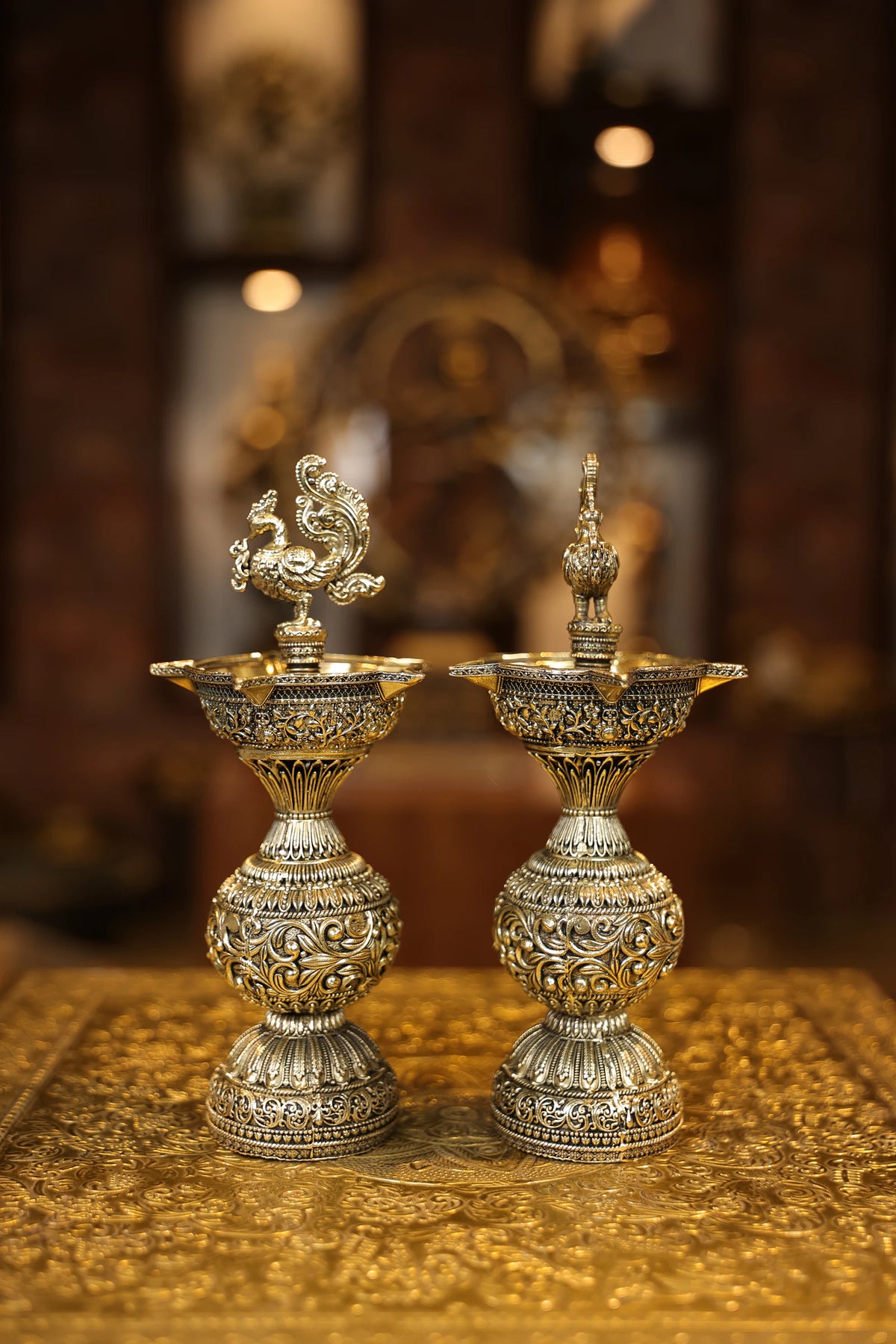 8.5″ Annam 5 Face Kuttuvillaku Pair | Super Fine Brass | Polished Finish — view 5