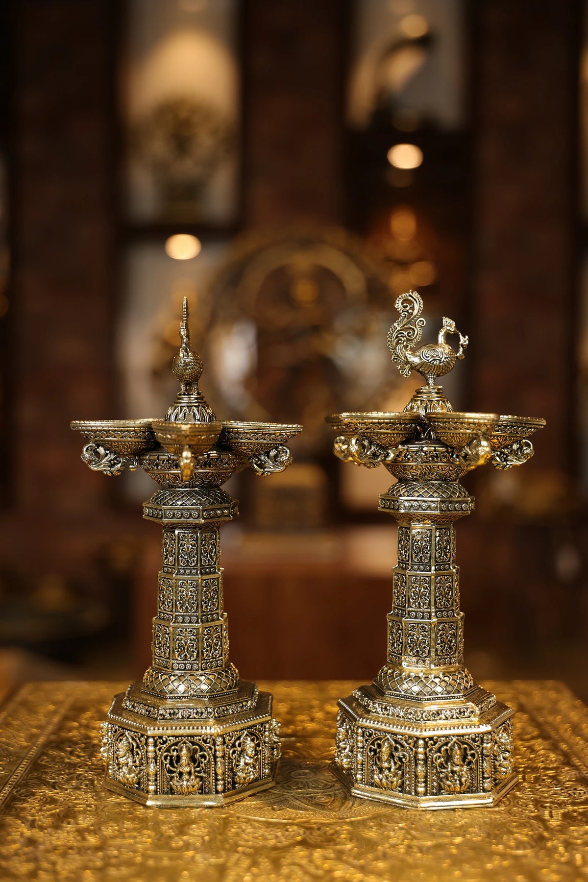 10″ Aasthalakshmi SPL Annam Kuttuvillaku Pair | Super Fine Brass | Polished Finish — view 3