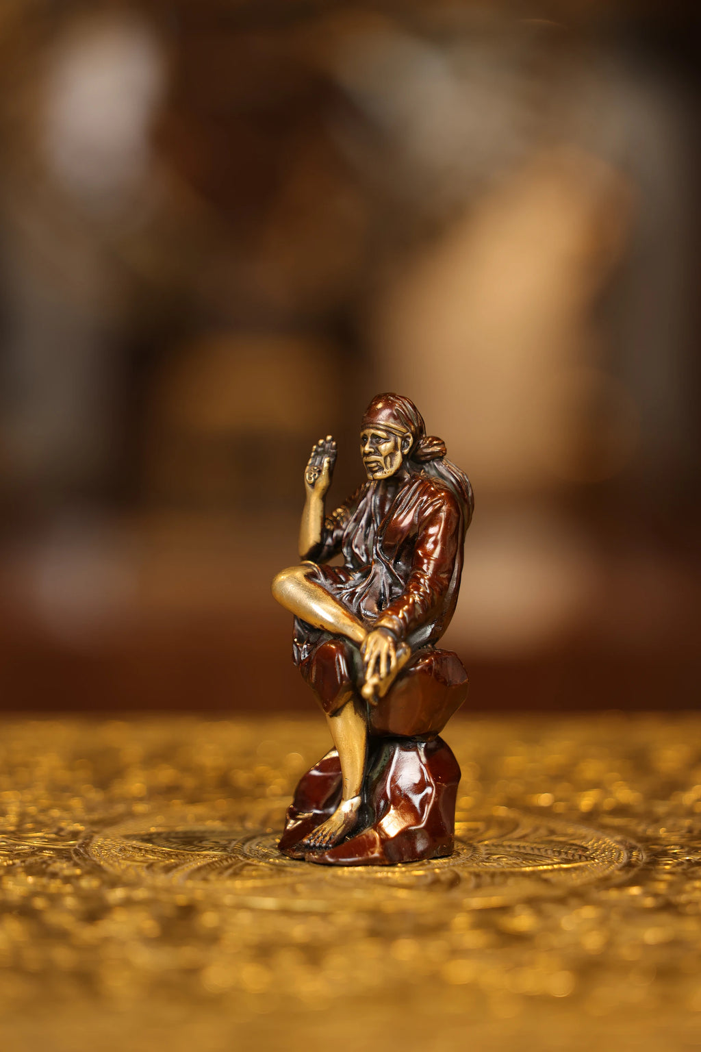 4″ Sai Baba Sitting | Super Fine Brass | Brown Gold Finish — view 3