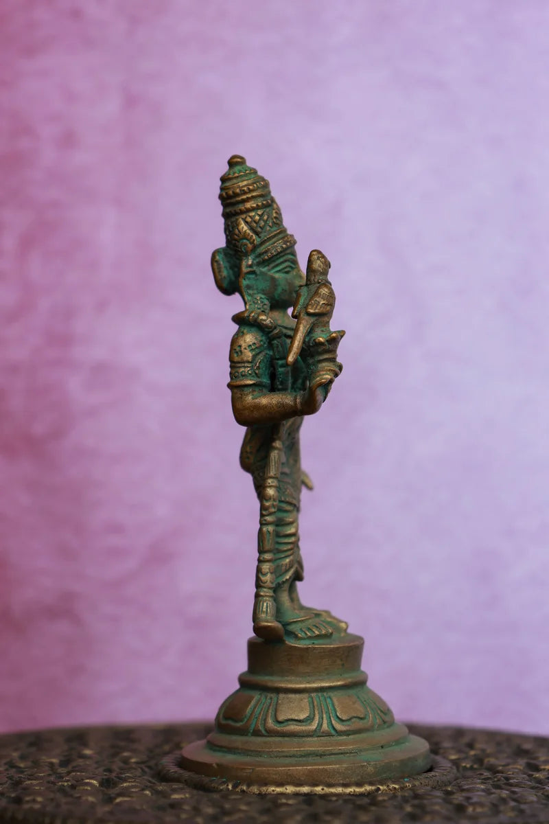 4″ Madurai Meenakshi Devi Idol | Handcrafted Panchaloha | Green Patina