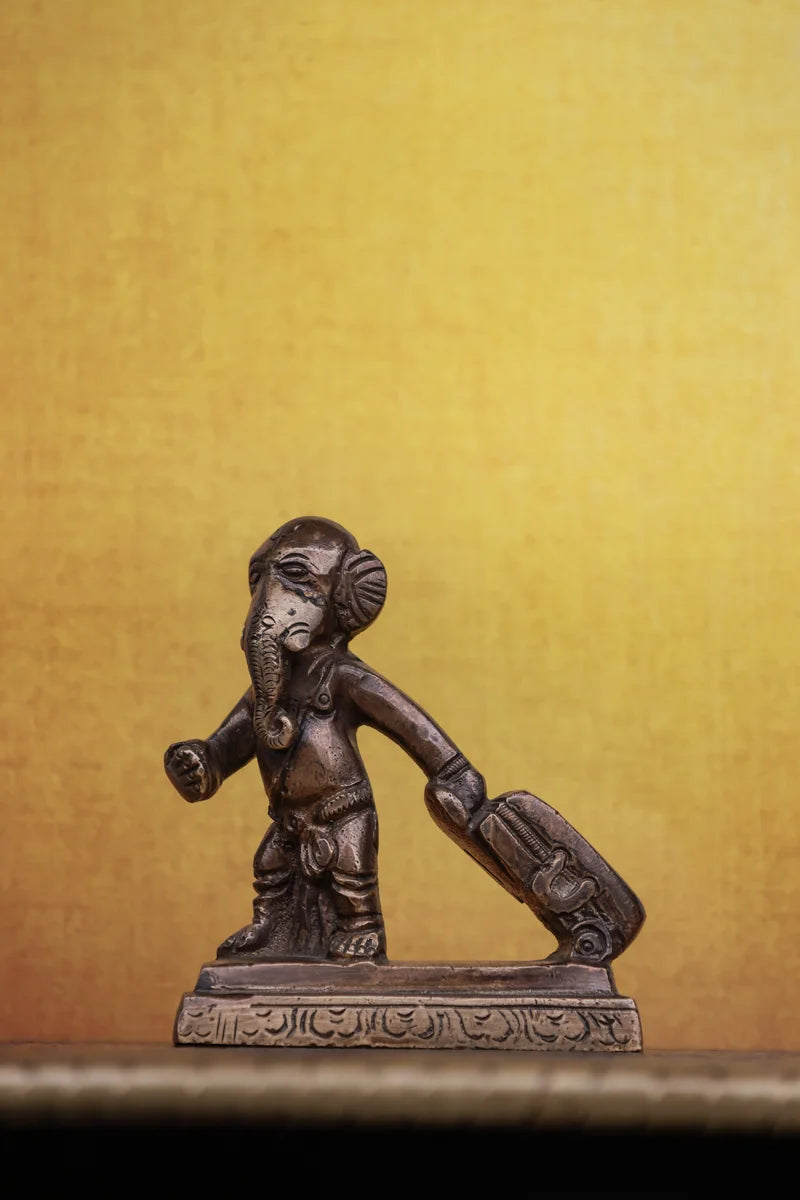 3″ Suitcase Ganesha (Modern) | Handcrafted Brass | Antique Brown Finish