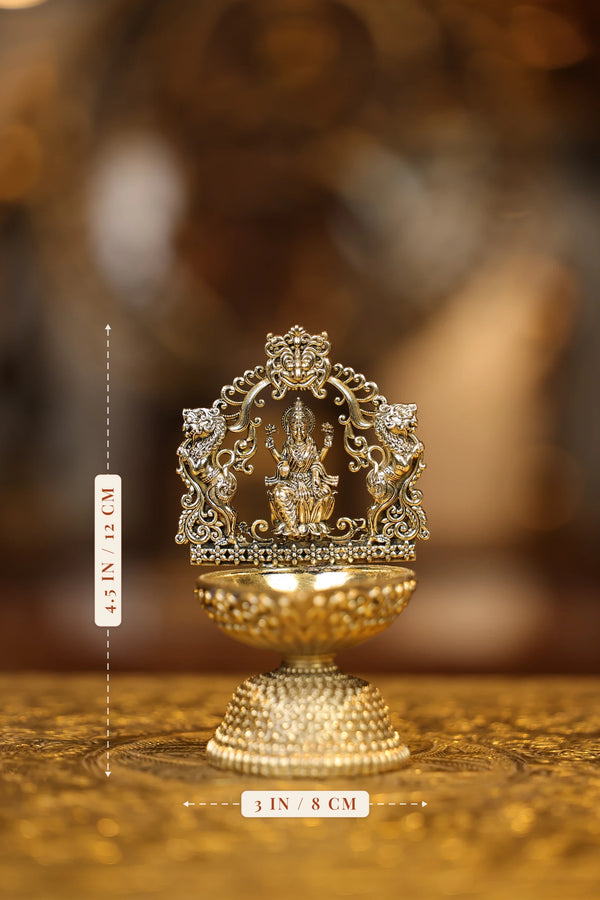 4.5″ Lakshmi with Yazhi Arch Lamp | Super Fine Brass | Polished Finish dimensions
