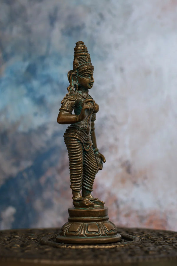 4″ Parvathi Devi Idol | Handcrafted Panchaloha | Green Patina dimensions