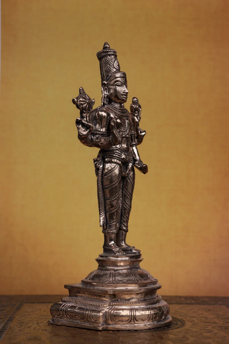 8.5″ Perumal Statue | Handcrafted Panchaloha | Polished Finish
