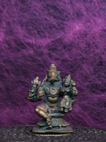2.5″ Lakshmi Varagar Idol | Handcrafted Panchaloha | Green Patina