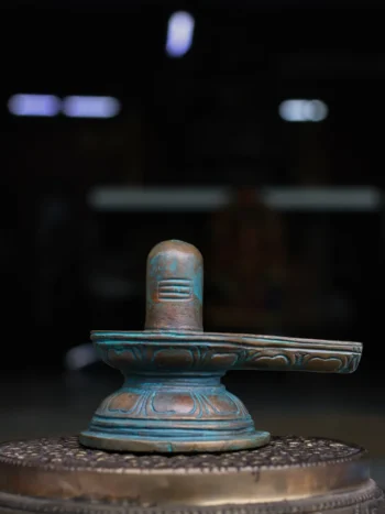 2.5″ Chola-Style Shiva Lingam | Handcrafted Panchaloha | Green Patina